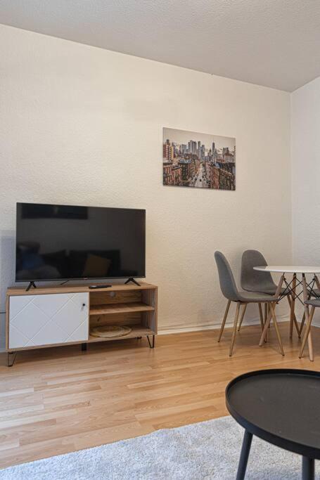 Blue Chili 23 - Modern, Zentral, Mit Balkon Apartment Magdeburg Luaran gambar